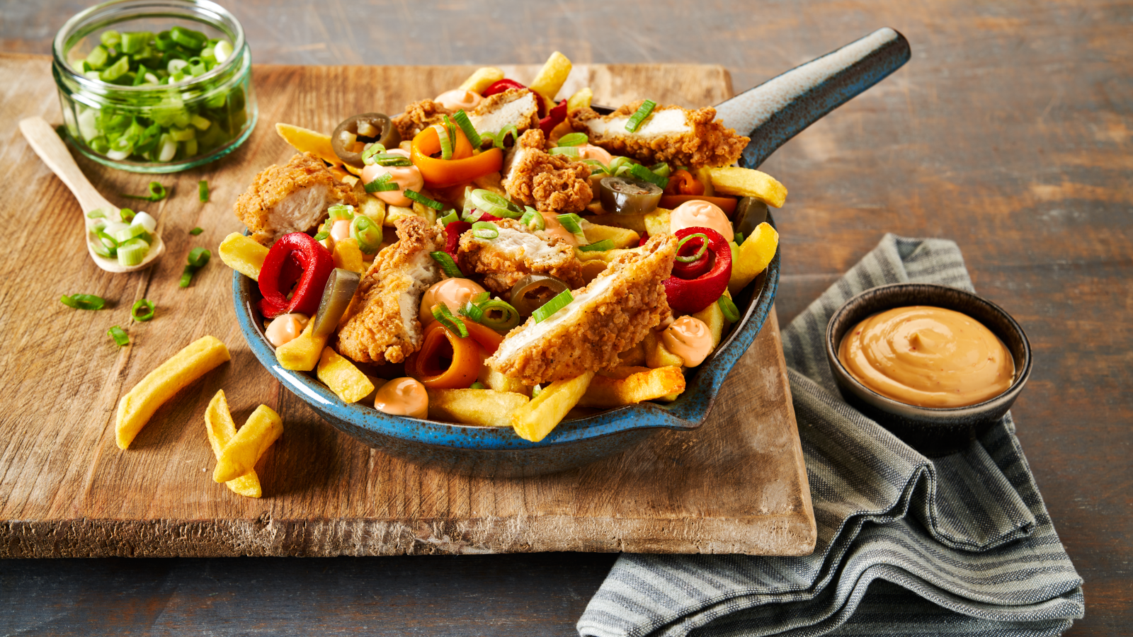 Recept Remia Loaded Fries met Red Hot Samurai topping