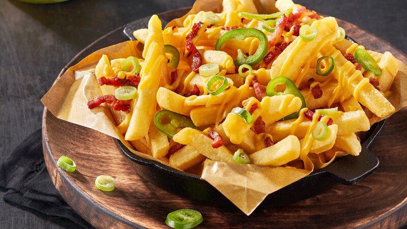 Gouda's Glorie Creamy Cheese Style Loaded Fries kaassaus met bacon en lente ui